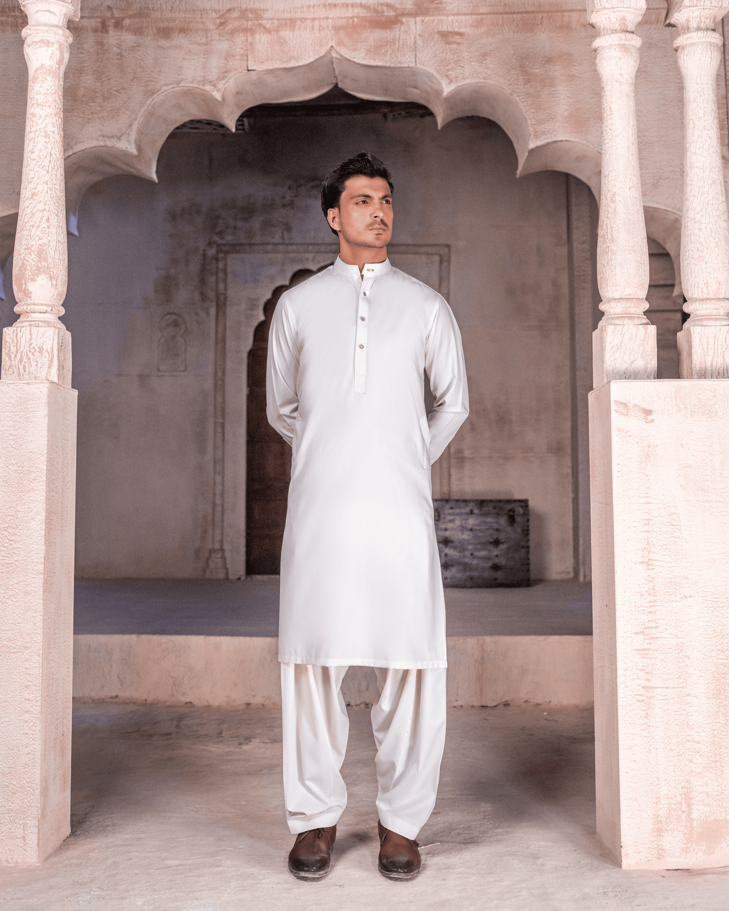 Cream Striped Wash & Wear Suit – Metallic Buckle & Button Detail (Stitched)